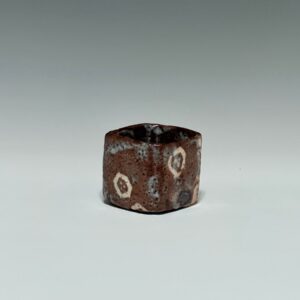 瀧川恵美子 鼠志野猪口 Emiko Takigawa – Nezumi Shino Choko