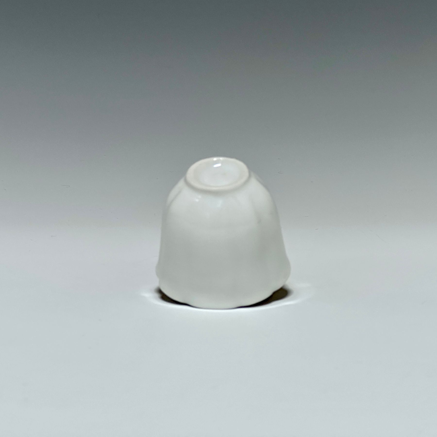 岸野寛 白磁輪花盃 Kan Kishino White Porcelain Rin-ka Sake Cup - 画像 (6)