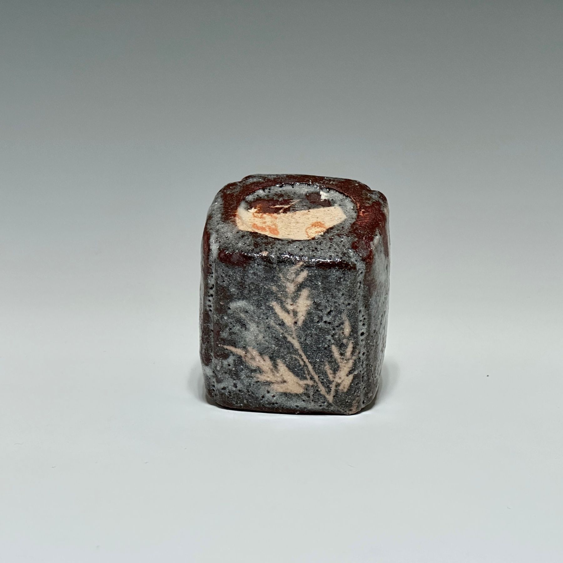 瀧川恵美子 鼠志野猪口 Emiko Takigawa – Nezumi Shino Choko - 画像 (7)